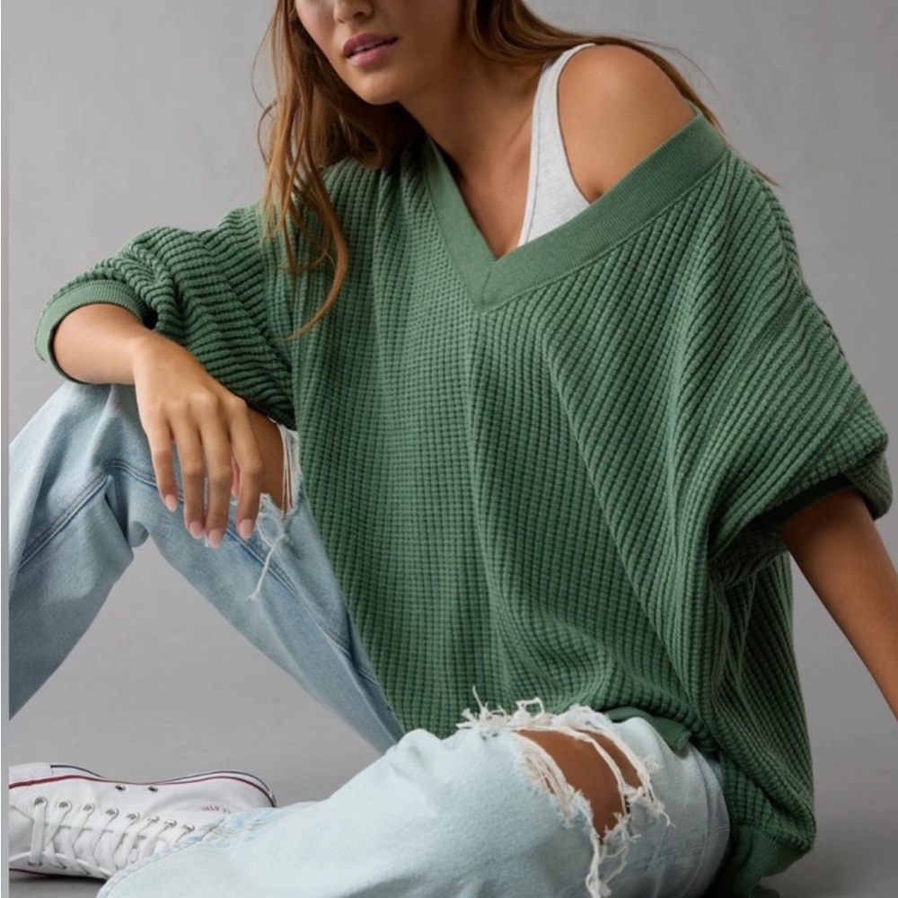 NWOT Aerie Big Hug Waffle Knit V-Neck Oversized Sweatshirt